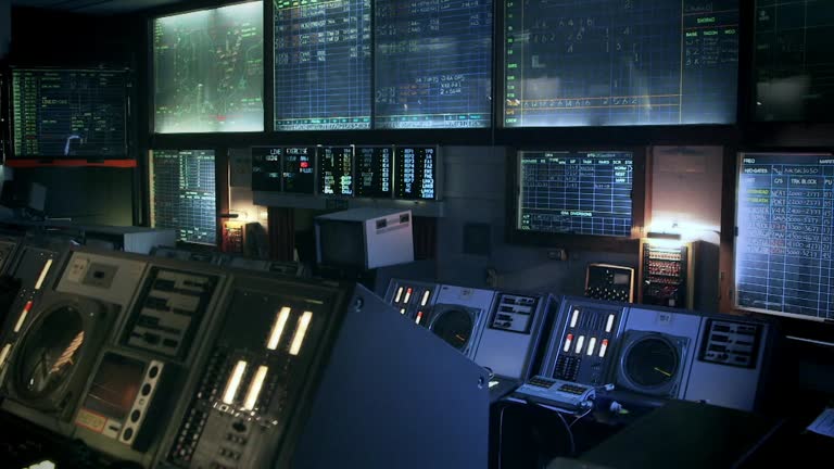 Codewar Radare 651 Military Radar Screen Stock Videos, Footage, & 4K Video Clips ...