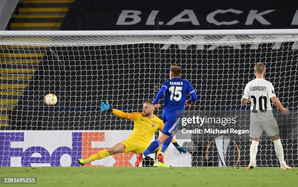 Harvey Barnes of Leicester City scores his sides second goal during the UEFA Europa League Group G stage match between Leicester City and Zorya...