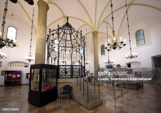 old synagogue of krakow with tracery and chandeliers, poland - jewish church stock pictures, royalty-free photos & images