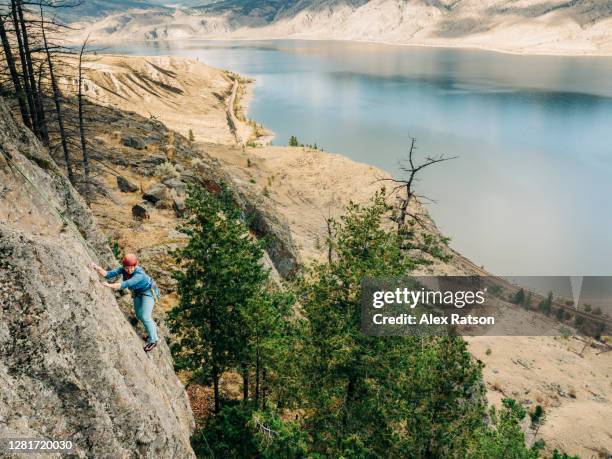 Kamloops Rocks High Rock Lake Wilderness Stock-Fotos und Bilder - Getty Images