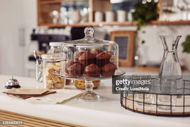 we all love a good muffin with our coffee - bran muffin stock pictures, royalty-free photos & images