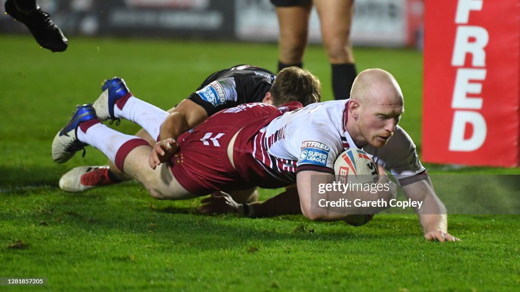 Wigan Warriors v Salford Red Devils - Betfred Super League