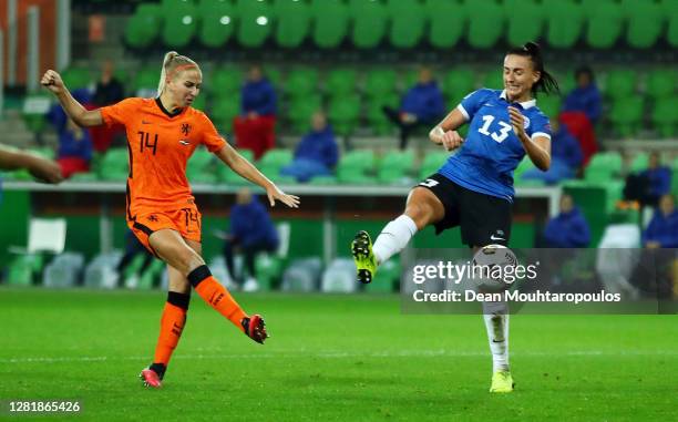 Jackie Groenen of Netherlands scores her team's fifth goal during the UEFA Women's EURO 2022 qualifier match between Netherlands Women's and Estonia...