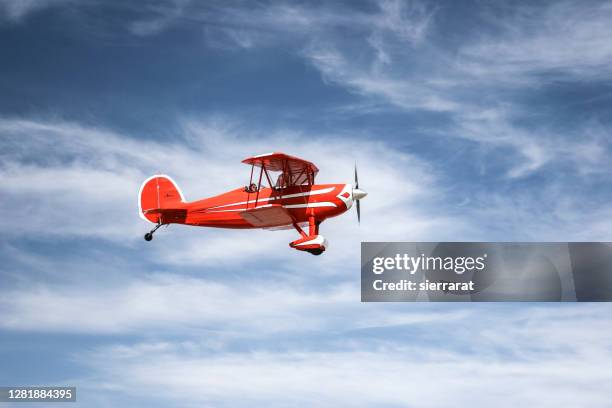 great lakes aerobatic biplane - piston stock pictures, royalty-free photos & images