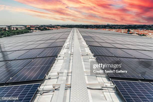 solar cell on the roof of factory - at & t centre fotografías e imágenes de stock