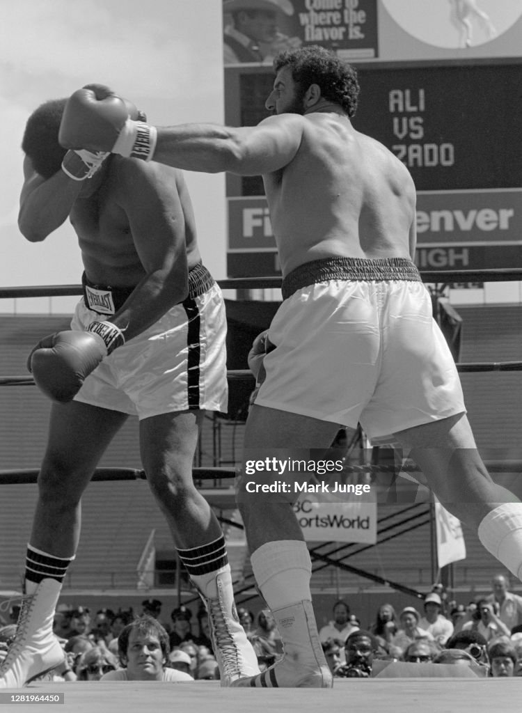 Muhammad Ali-Lyle Alzado Fight