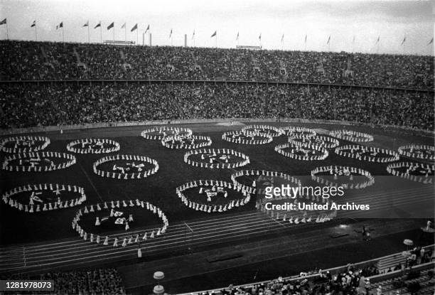 Summer Olympics 1936 - Germany, Third Reich - Olympic Games, Summer Olympics 1936 in Berlin. Opening Ceremony at the Olympic stadium. Image date...