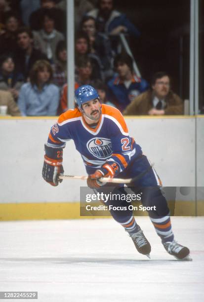 Charlie Huddy of the Edmonton Oilers skates against the New Jersey Devils during an NHL Hockey game circa 1984 at the Brendan Byrne Arena in East...