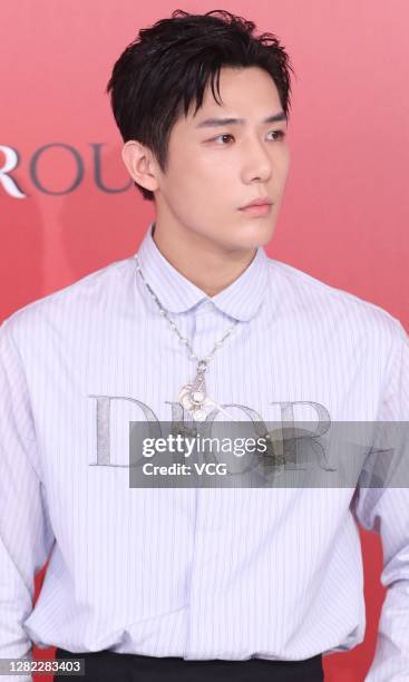 Awanyu On Rings Anyu Photos and Premium High Res Pictures - Getty Images