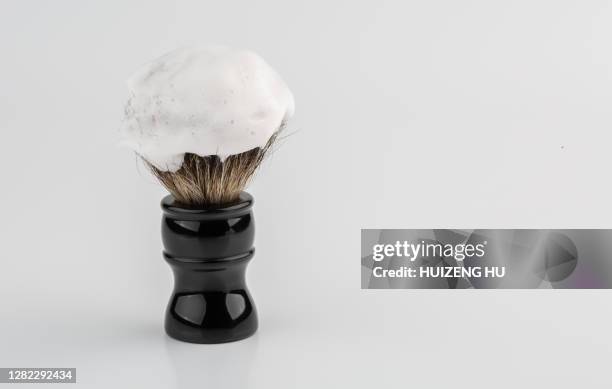 shaving brush with foam - shaving brush - fotografias e filmes do acervo