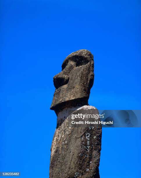 moai statue, easter island, polynesia - moai statue stock pictures, royalty-free photos & images