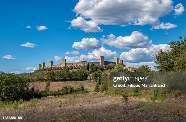 monteriggioni - monteriggioni stock pictures, royalty-free photos & images