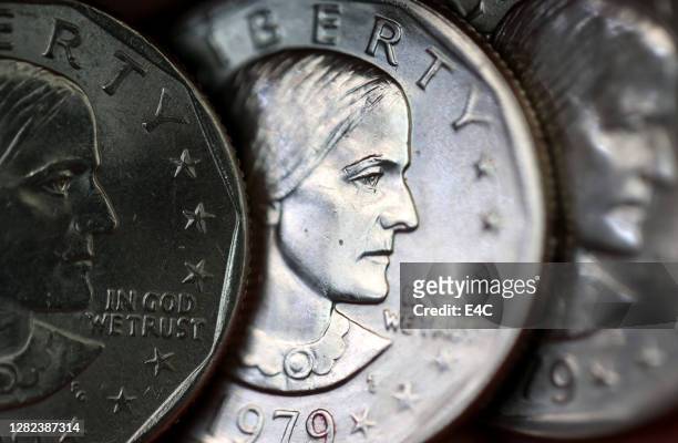 susan b. anthony one dollar coins - moeda de um dólar dos estados unidos imagens e fotografias de stock