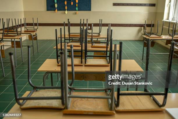 empty classroom with chairs and desks - last day of school stock pictures, royalty-free photos & images