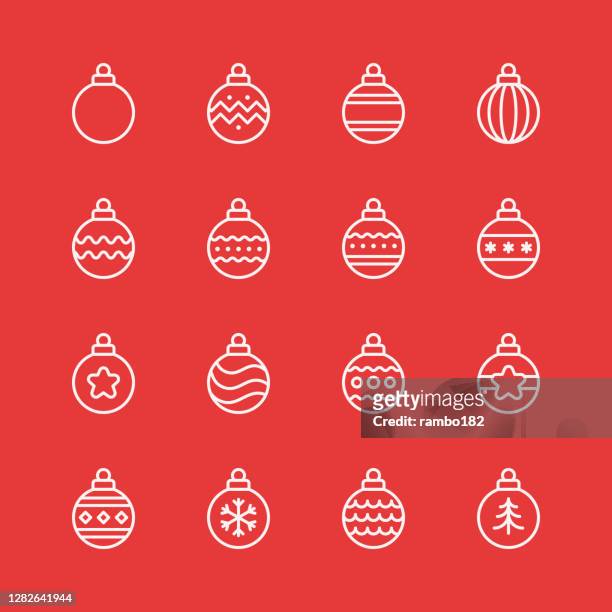 stockillustraties, clipart, cartoons en iconen met kerstballen lijn iconen. pixel perfect. voor mobiel en web. bevat iconen als kerstornament, kerstkaart, retro stijl, decoratie, sneeuwvlok, viering, kerstversiering, sierlijke, ster, bol, lint, kerstballen, kerstballen. - speculaastaart