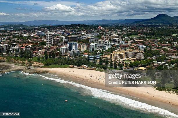 aerial view of wollongong, new south wales, australia - wollongong stock pictures, royalty-free photos & images