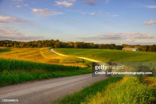 gentile hills - missouri stock pictures, royalty-free photos & images