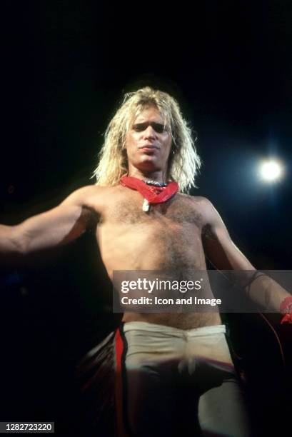 David Lee Roth In His Prime Van Halen 1981 Photos and Premium High Res Pictures - Getty Images