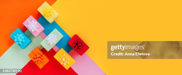Multiple Present Background Presents Background Photos and Premium High Res Pictures - Getty Images