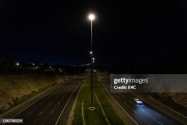 melbourne by night: scenes of empty streets - empty highway stock pictures, royalty-free photos & images