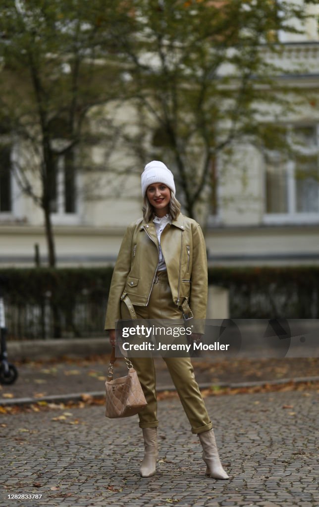 Street Style - Hamburg - October 22, 2020