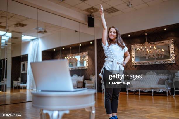 Computer Dancers Computer Class Dance Photos and Premium High Res Pictures - Getty Images