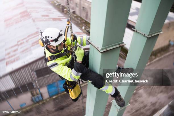 Inspection Using Rope Access Rope Access Inspection Photos and Premium High Res Pictures - Getty Images