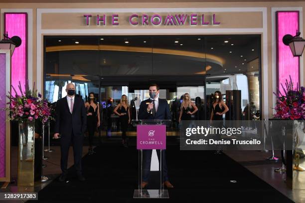 Thomas R Reeg Ken Lodge Photos and Premium High Res Pictures - Getty Images