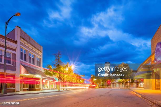 downtown chilliwack british columbia canada - vc stockfoto's en -beelden