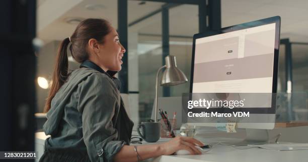 harte arbeit, um das langfristige potenzial ihrer marke zu maximieren - webdesigner stock-fotos und bilder