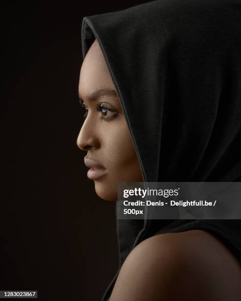 beautiful islamic adult woman in headscarf,dour,belgium - dour stock pictures, royalty-free photos & images
