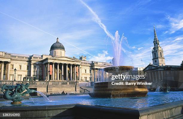 london, national gallery and trafalgar square - trafalgar square stock pictures, royalty-free photos & images