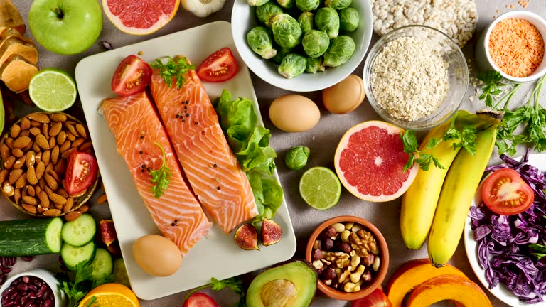 https://media.gettyimages.com/id/1283148527/video/health-food-selection-fruit-vegetable-fish-and-cereals.jpg?b=1&s=640x640&k=20&c=ES69BVvA2vPXwcCdjK3V3VLBUcx7EjVsQDXnBhh2Tds=