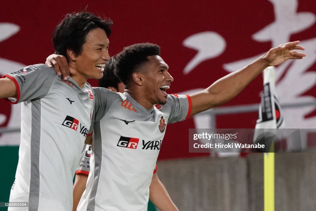 Kashima Antlers v Nagoya Grampus - J.League Meiji Yasuda J1