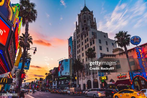 sunset at hollywood boulevard, los angeles, usa - hollywood califórnia imagens e fotografias de stock