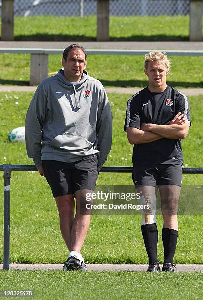 Martin Johnson, manager of England talks to Captain Lewis Moody of England during an England IRB Rugby World Cup 2011 Captain's Run at Onewa Domain...