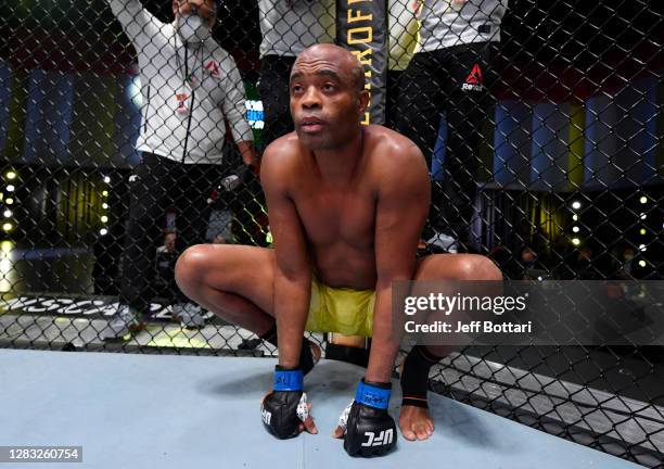 Anderson Silva of Brazil prepares to fight Uriah Hall in a middleweight bout during the UFC Fight Night event at UFC APEX on October 31, 2020 in Las...