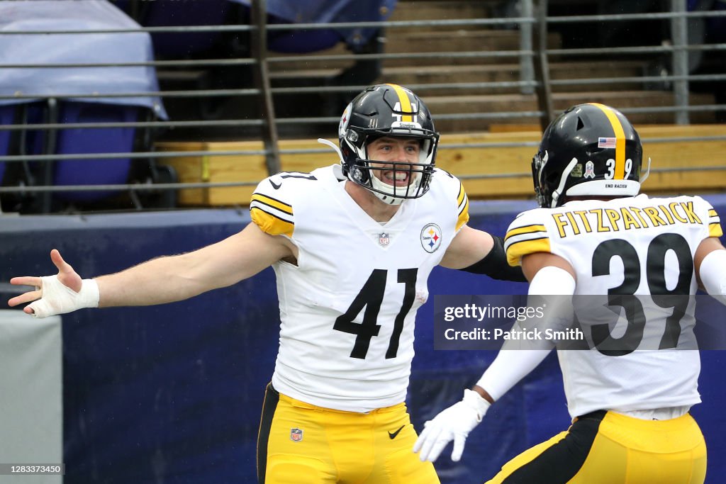 Pittsburgh Steelers v Baltimore Ravens