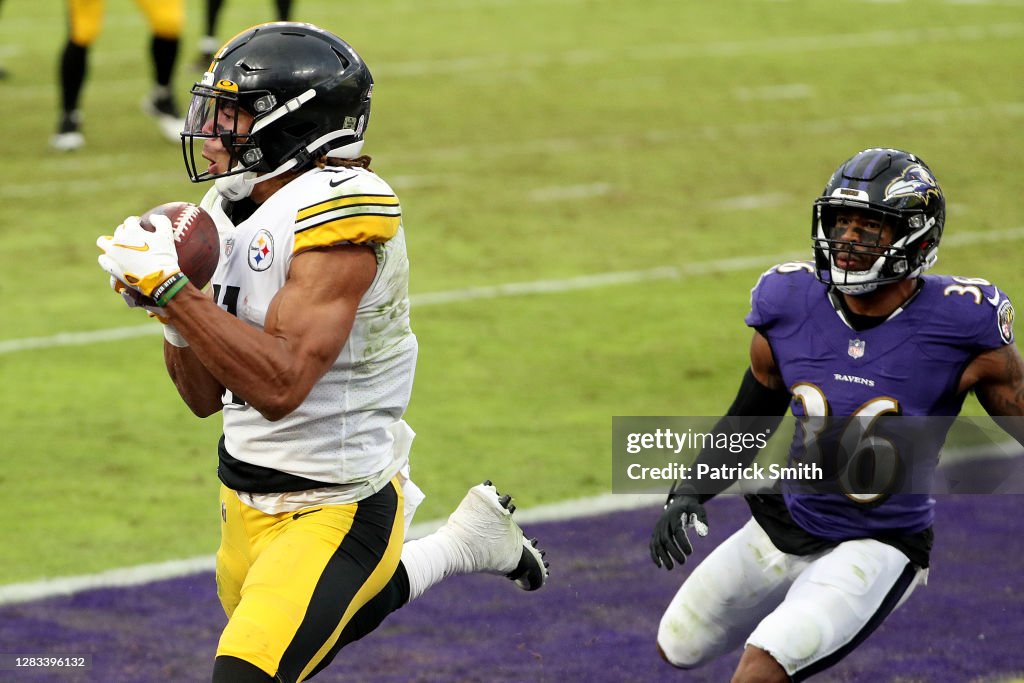 Pittsburgh Steelers v Baltimore Ravens