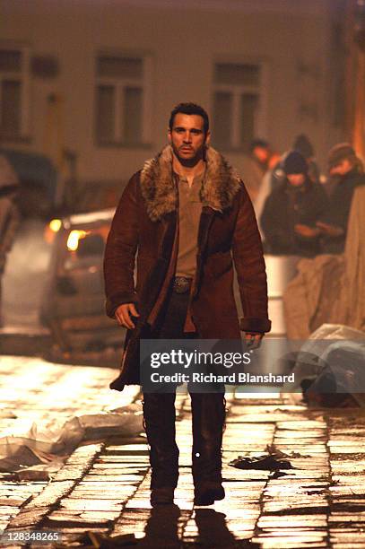 Highlander The Source 76 Duncan Macleod Stock Photos, High-Res Pictures, and Images - Getty ...