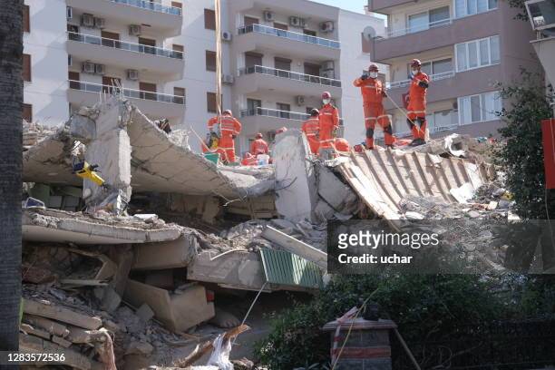 turkey-quake (izmir city) - earthquake rescue stock pictures, royalty-free photos & images