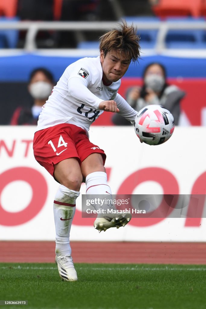 Yokohama F.Marinos v Kashima Antlers - J.League Meiji Yasuda J1