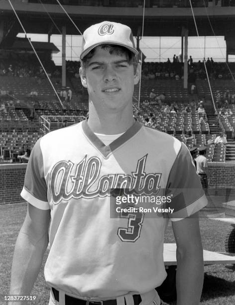 Chicago Dale Murphy of the Atlanta Braves poses before a MLB game at Wrigley Field in Chicago, Illinois. Murphy played for the Atlanta Braves in...