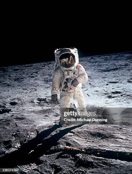 photograph of edwin aldrin taken during the apollo 11 mission. neil armstong reflected in the visor. - astronaut bildbanksfoton och bilder