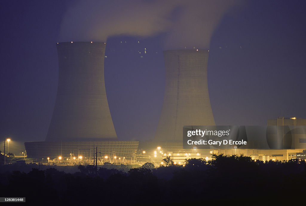 Nuclear plant cooling towers, Pottstown, PA