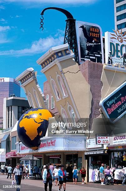 ripley's believe it or not, atlantic city, nj - atlantic city fotografías e imágenes de stock