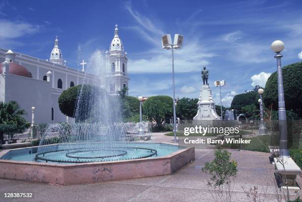 munoz rivera plaza, ponce, puerto rico - ponce puerto rico stock pictures, royalty-free photos & images