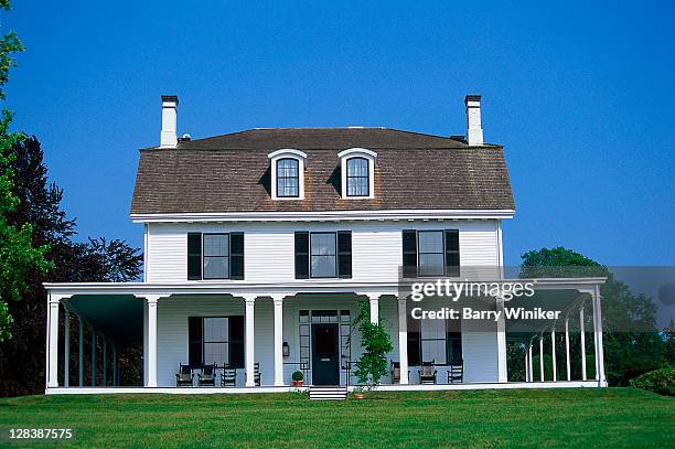 brayton house, newport, ri - newport rhode island homes stock pictures, royalty-free photos & images
