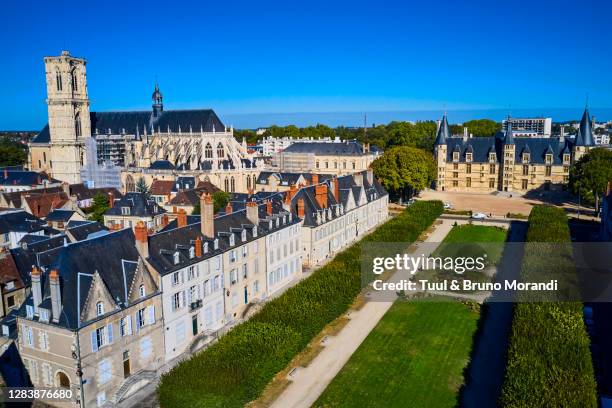 france, nièvre (58), nevers - ヌヴェール ストックフォトと画像