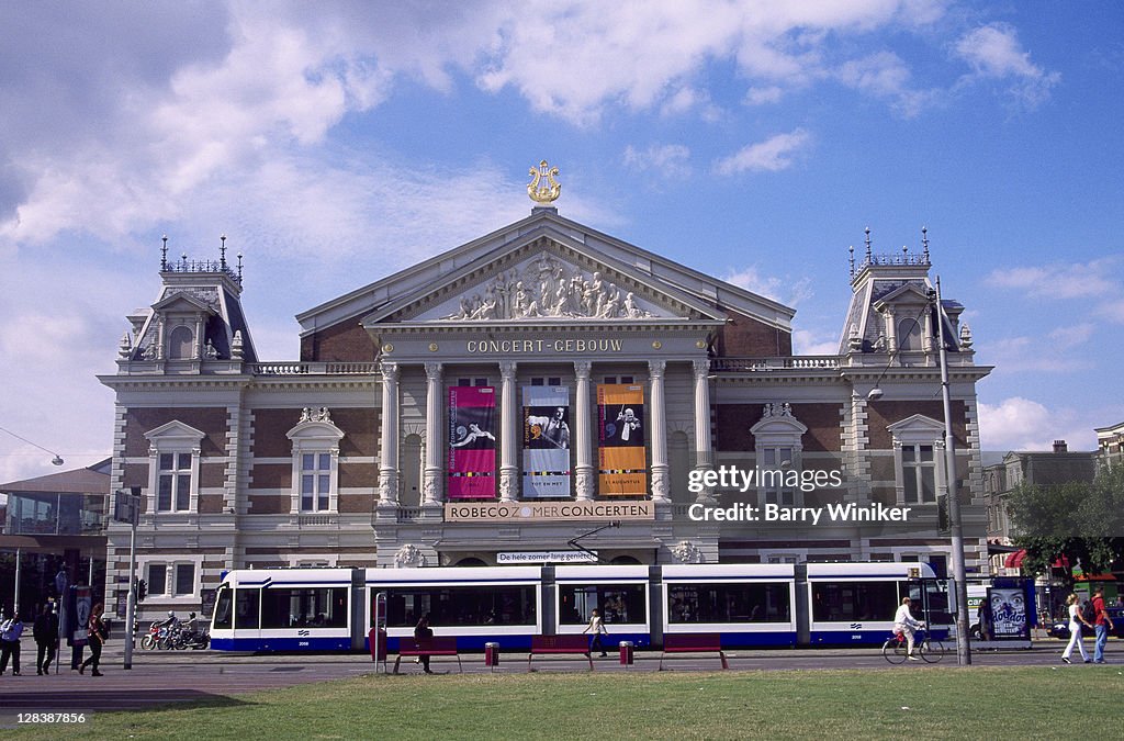 Concertgebouw, Concert Hall with tram